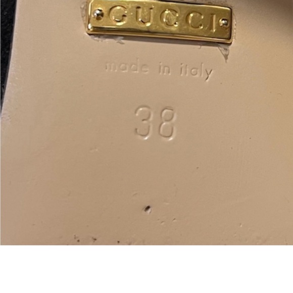 Gucci Marmont GG Logo Suede Fringe Block Mid Heel
Kiltie Loafers Pumps - Picture 8 of 8